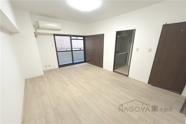 モア・ハナノキ リビング