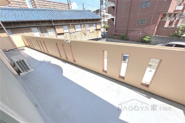 リアライズ尾頭橋 ベランダ