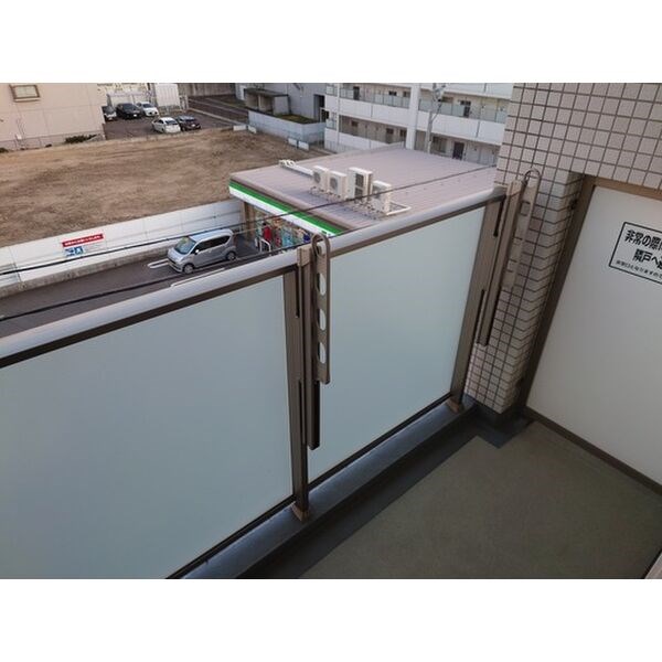 ラプーリア御器所 ベランダ