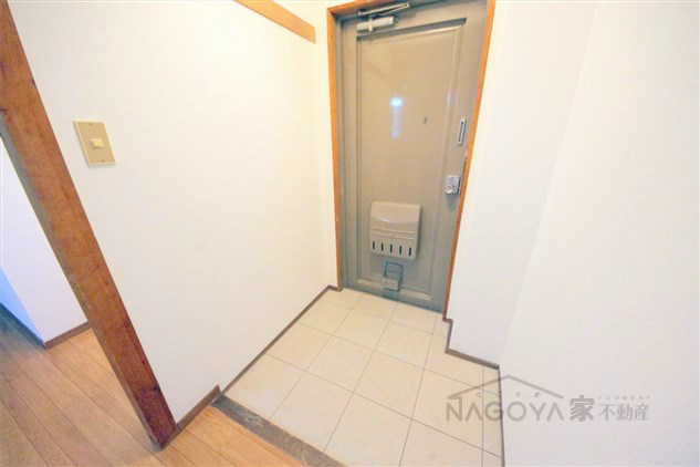 マ・メゾン御器所 玄関