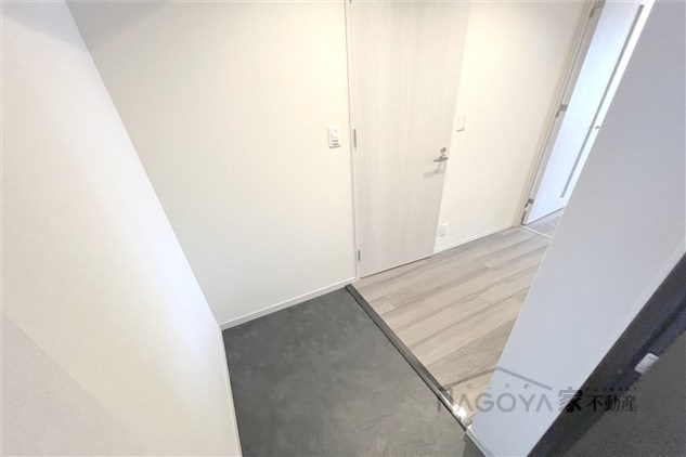 MAXIV名古屋上前津 玄関