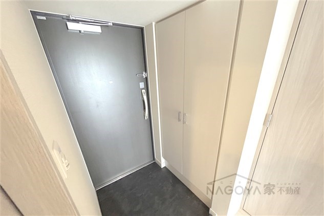 ディアレイシャス名古屋浄心 玄関