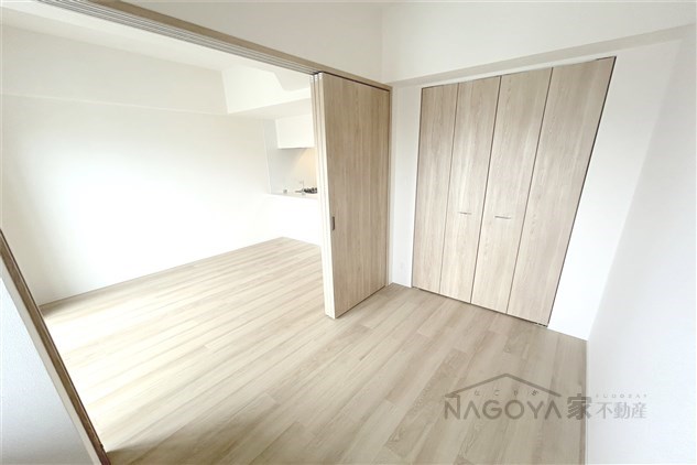 アドバンス名古屋シュテルン ベッドルーム