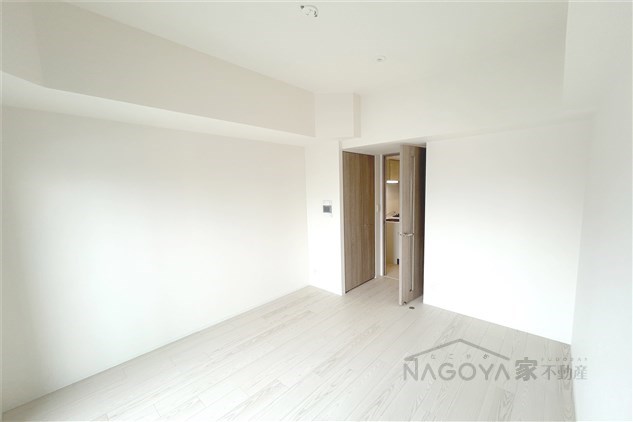 アドバンス名古屋シュテルン ベッドルーム