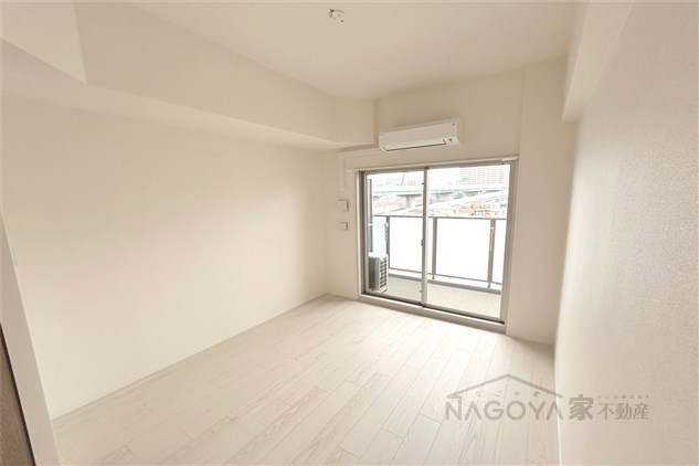 アドバンス名古屋シュテルン リビング