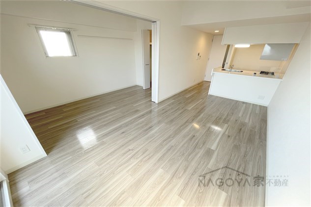 プレサンス名古屋グロウ リビング