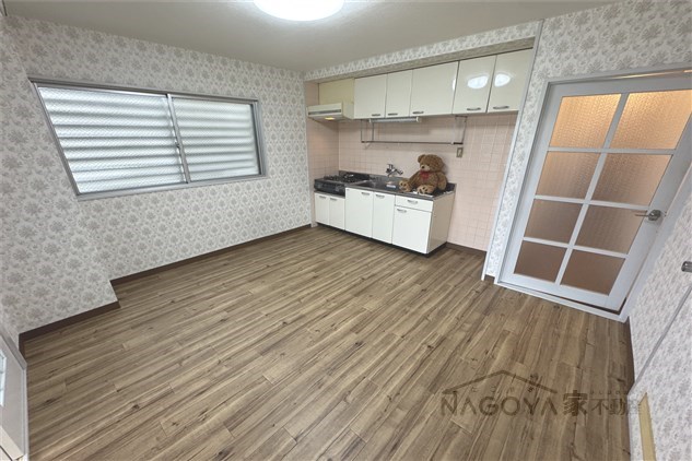 ゼフィール リビング