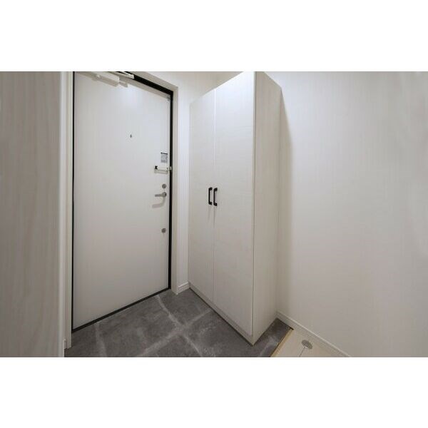 Warren shimokomenoⅡ 玄関