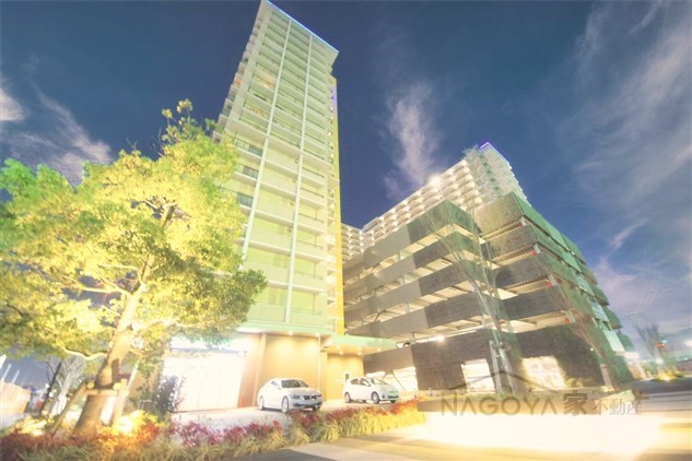 ロイヤルパークスERささしま 外観写真