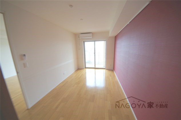 ロイヤルパークスERささしま ベッドルーム