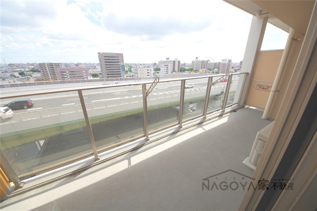 ロイヤルパークスERささしま ベランダ