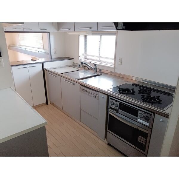 ローレルコート丸の内 キッチン