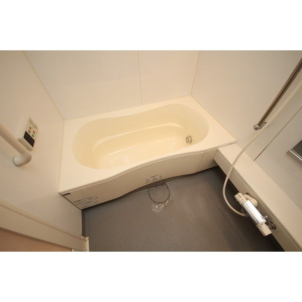 ファミリアーレ庄内通 風呂画像