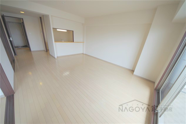 カーサビアンカ黒川 リビング