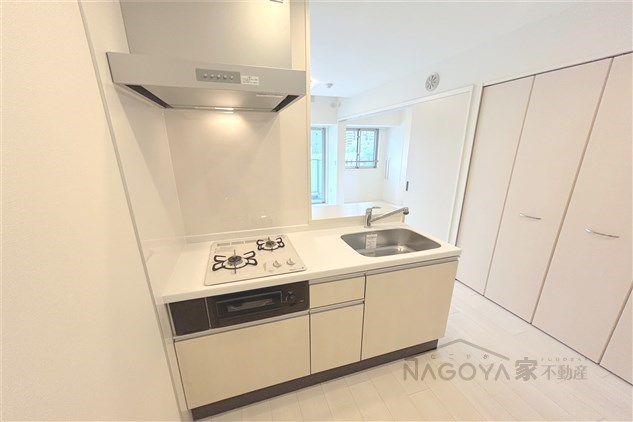 THE BLOSSOM 新栄 キッチン