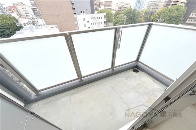 THE BLOSSOM 新栄 ベランダ