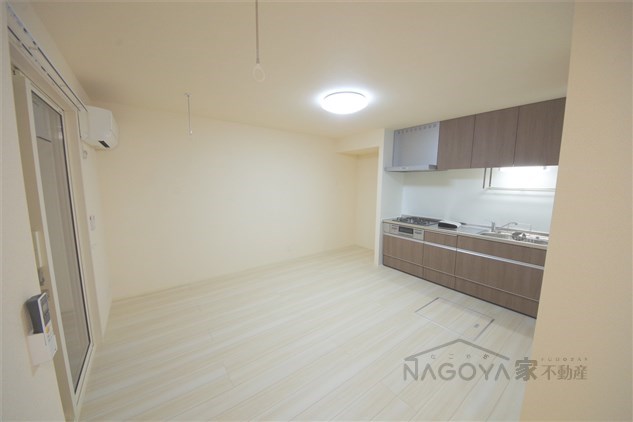 サニーコート平和 リビング