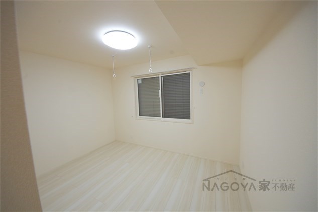 サニーコート平和 ベッドルーム