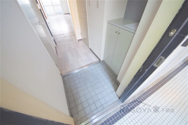 アーク上前津ビル 玄関