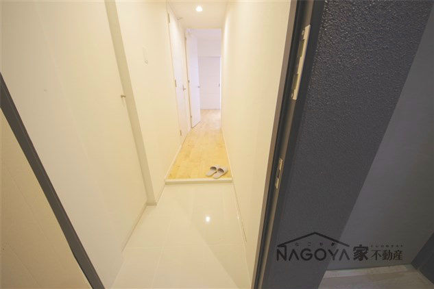 COZY阿由知通 玄関