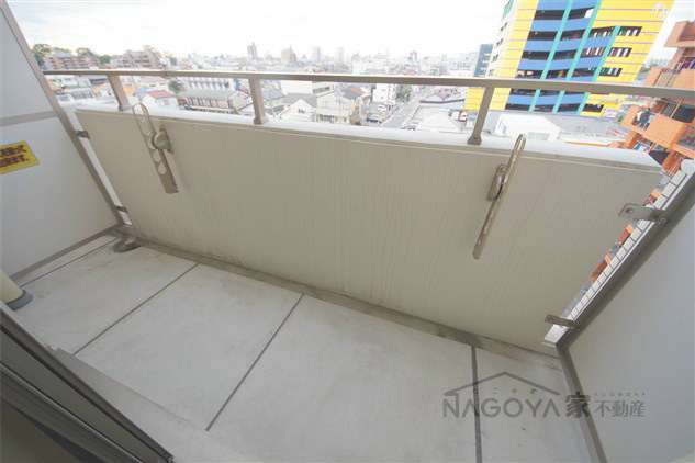 サンヒルズ新瑞橋 ベランダ