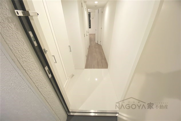 LUORE大曽根NORTH 玄関