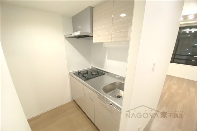 LUORE大曽根NORTH キッチン