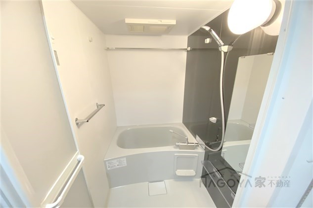 LUORE大曽根NORTH 風呂画像