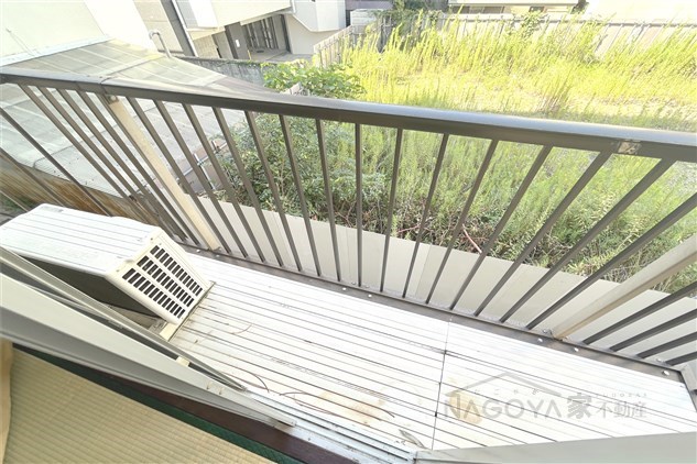 フォーヴル代官 ベランダ