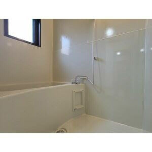 メゾン・イイダ 風呂画像