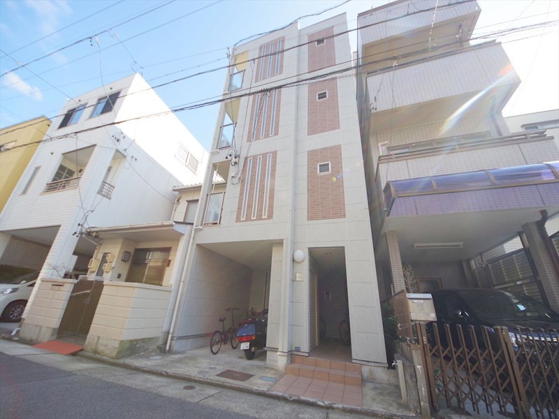 コンフォート泉 外観