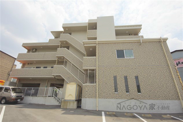 アヴニール白壁 外観