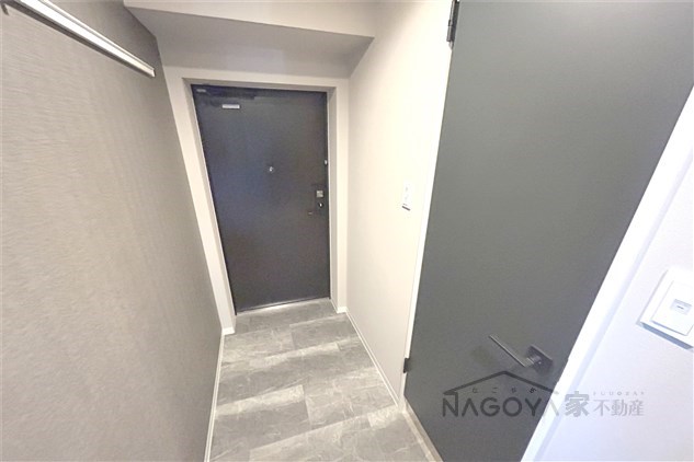 プロシード白壁 玄関