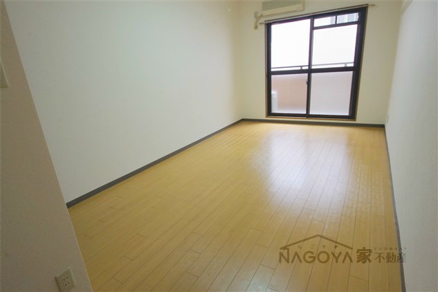 エクセルシオール栄 リビング