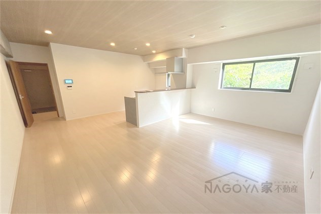 三の丸殿 リビング