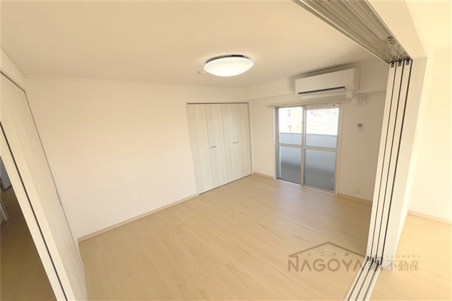 レジデンス御器所スクエア ベッドルーム