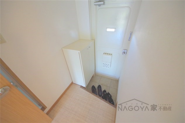 OS・SKYマンション鹿子 玄関