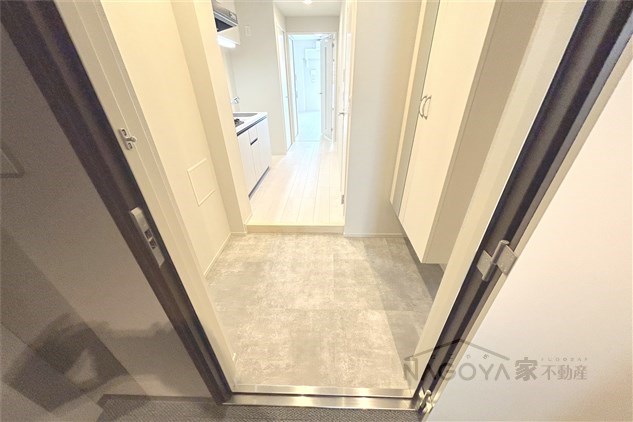 ロイジェント日吉Ⅱ 玄関