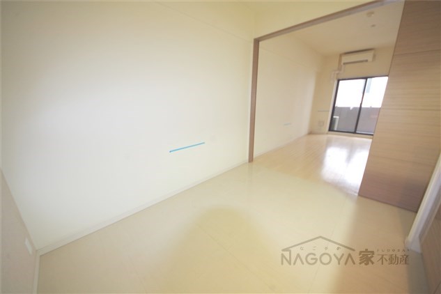 セノアタワー泉 リビング