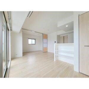 RAFFLE　OZONEⅡ－South　Garden－ リビング