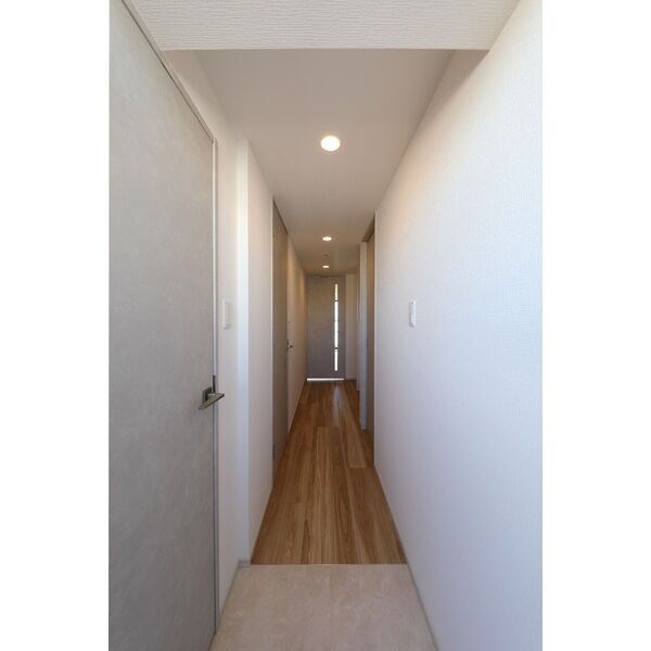 S-RESIDENCE堀田駅前futur 玄関