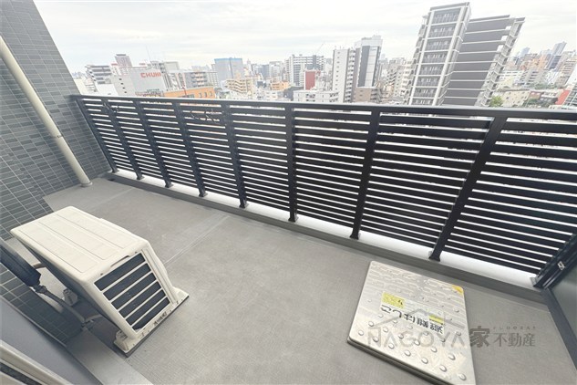 プレサンス栄ライズ ベランダ