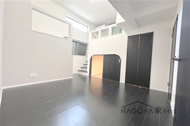 ラフェスタ志賀本通 リビング