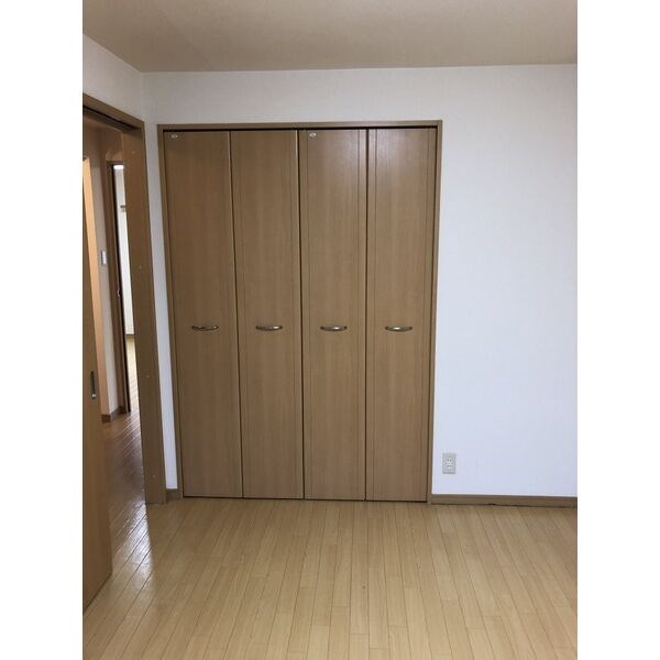 スペースT・K ベッドルーム