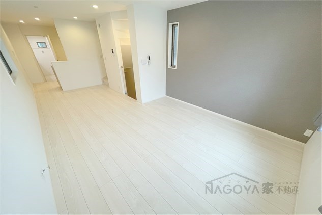 デザイナーズ呼続の家 リビング