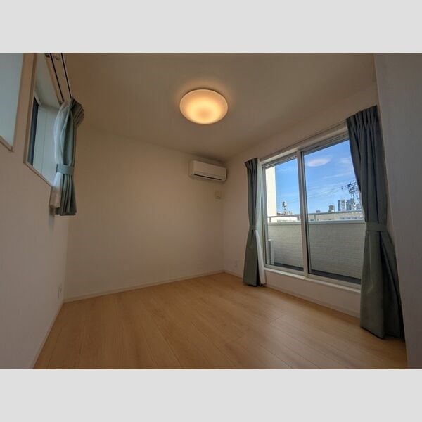 竹越1丁目戸建 リビング