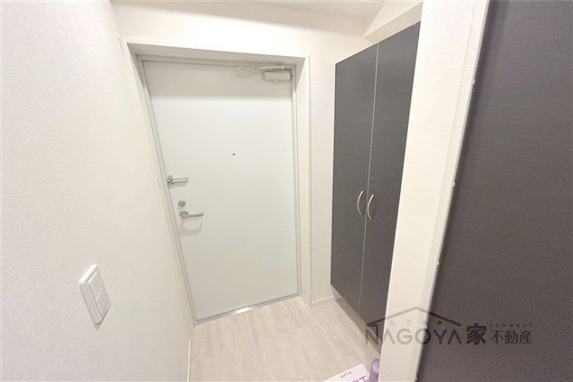 センチュリーハイツ金城 玄関