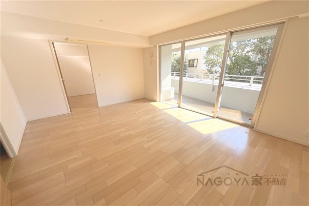 セントラルガーデン・レジデンスⅡ　D リビング