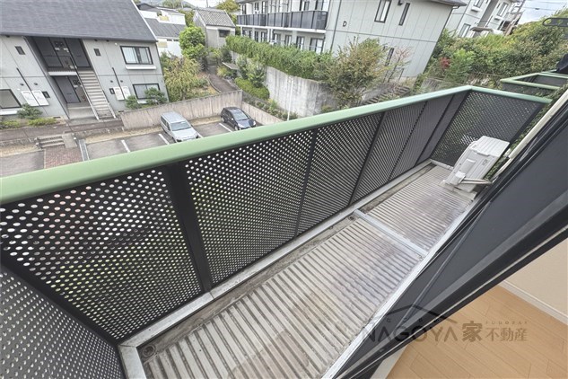 グランデール南山A棟 ベランダ