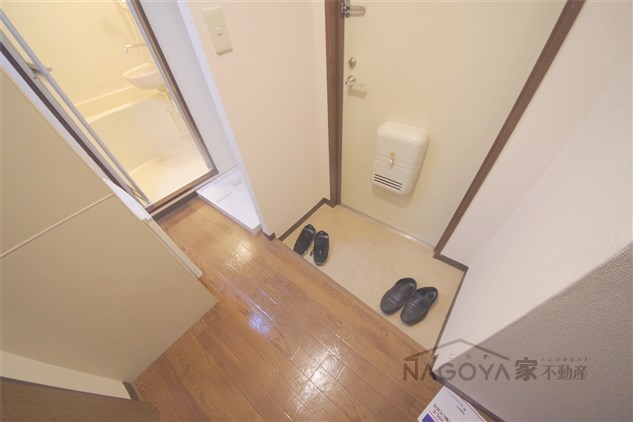 マリオン吹上 玄関